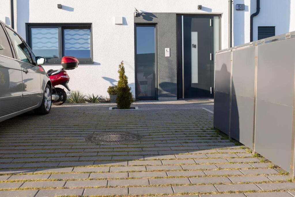 Ferienwohnung-Weinstadt Exterior photo